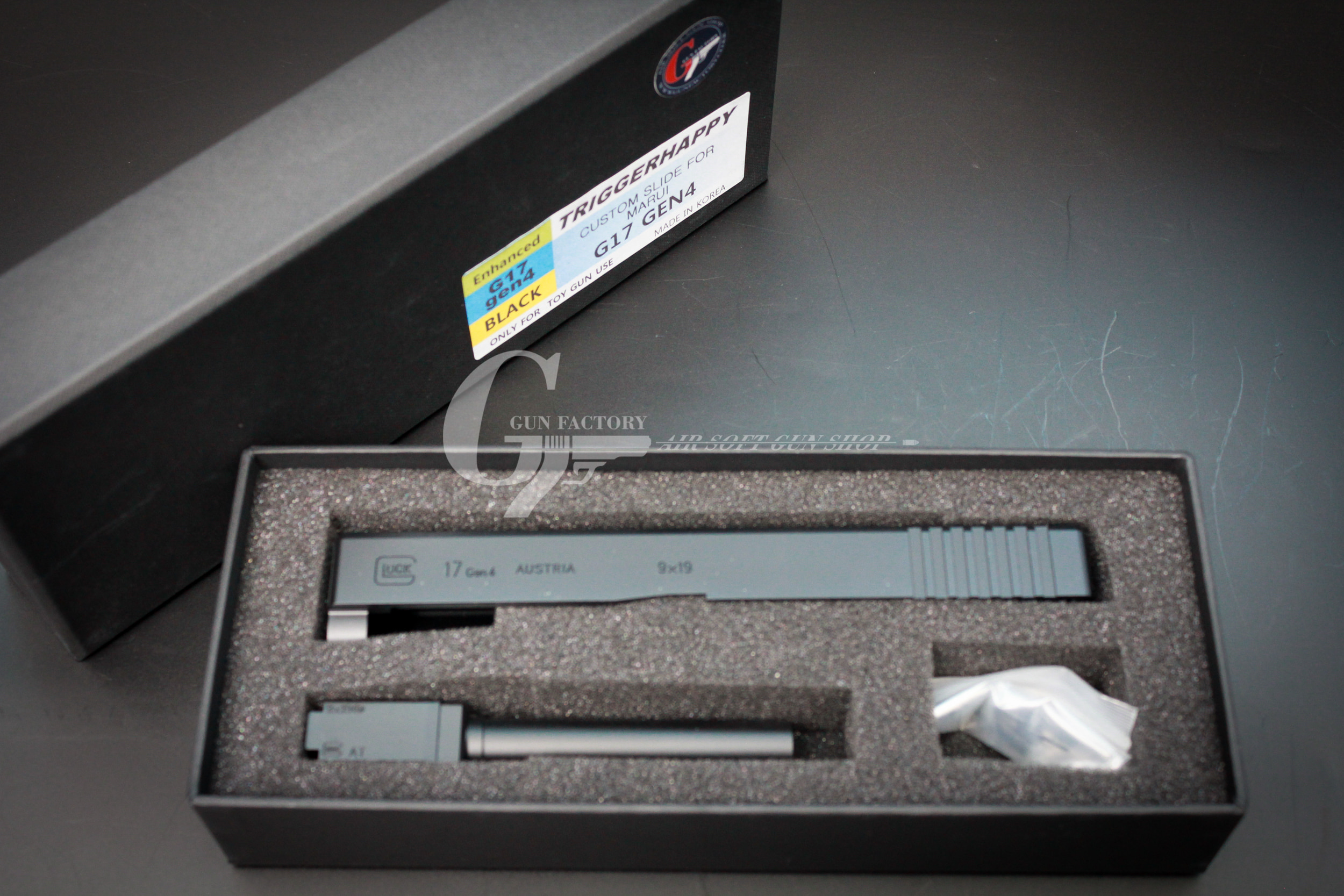 TH /  Detonator Glock 17 Gen.4 Slide set engraving